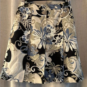 Ann Taylor Petites Size 0P Floral Skirt. Blue, khaki, cream and black.